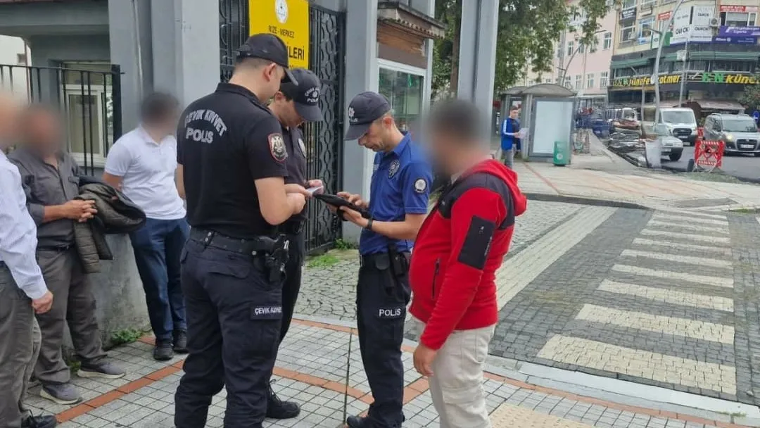 Rize'de Emniyet Ekipleri Okul Güvenliği İçin Çalışıyor