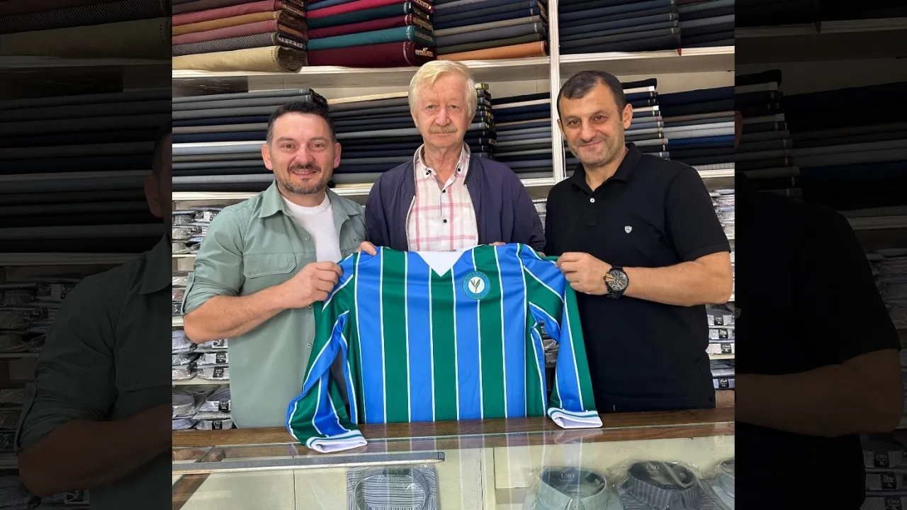 Rizespor’da Geçmişe Özlem Forması Rekor Kırıyor