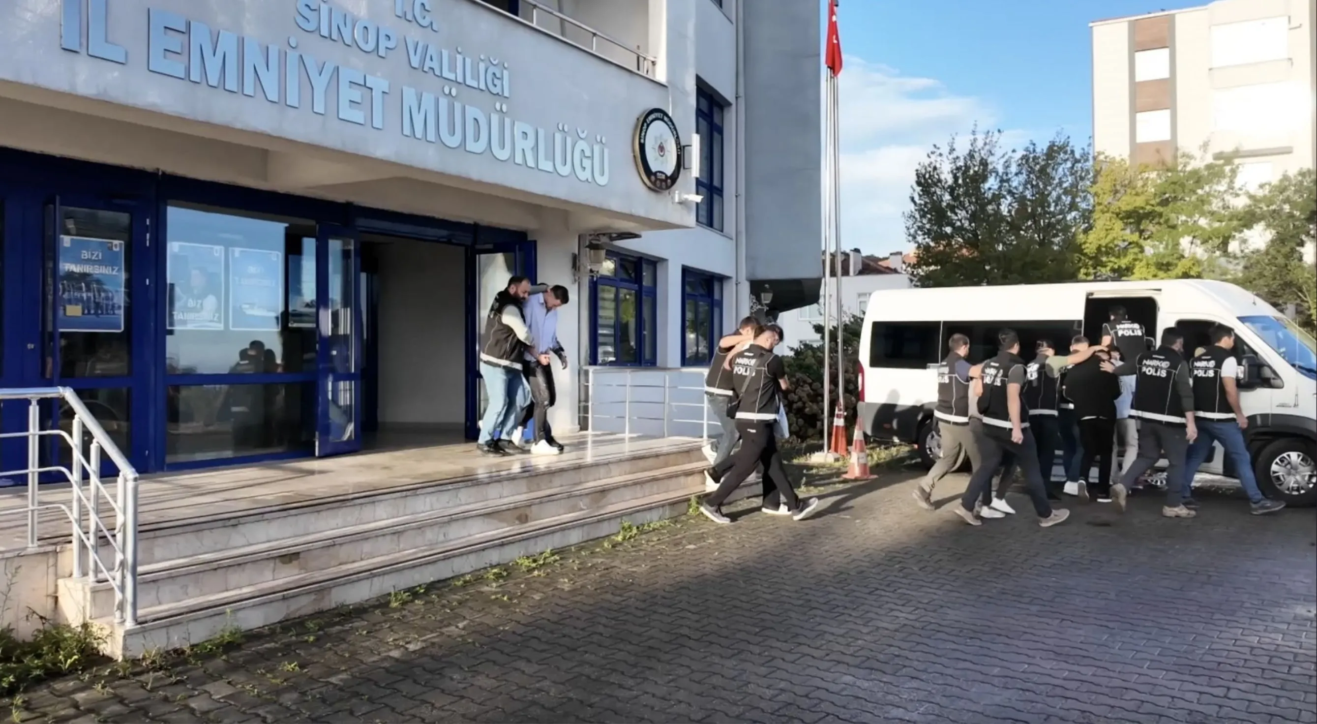 Uyuşturucu operasyonunda 6 şüpheli tutuklandı