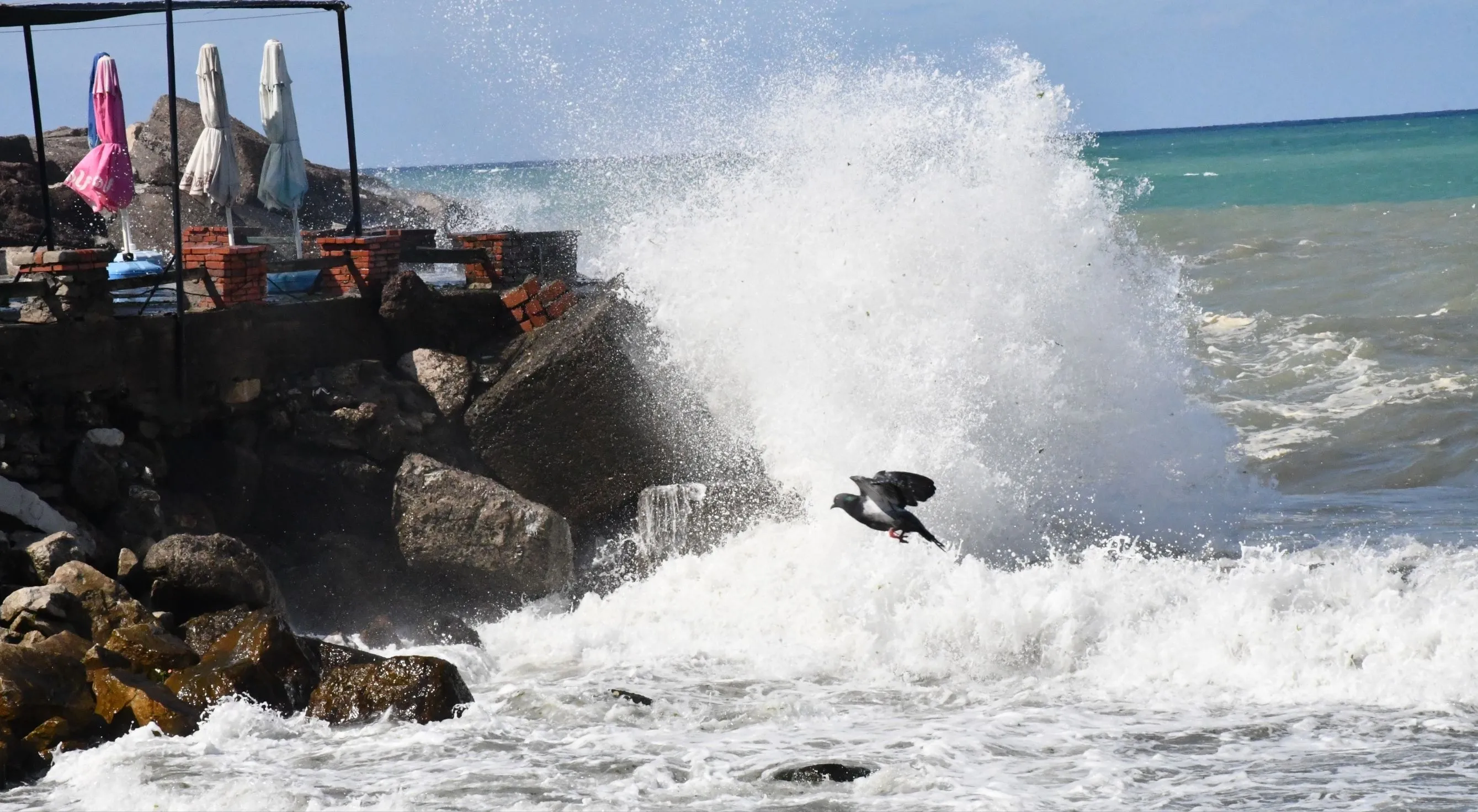 Düzce'de denize girişler yasaklandı