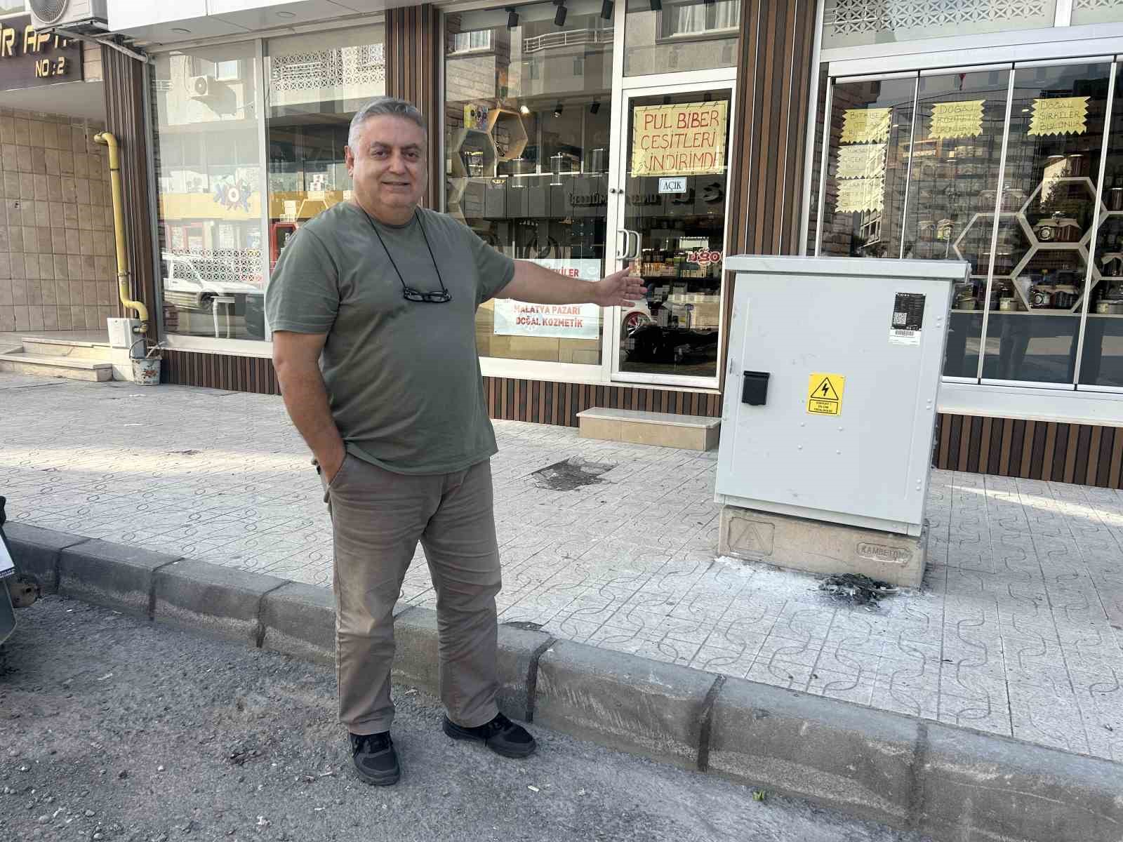 Hatay’da trafo yangını itfaiye ekiplerince söndürüldü