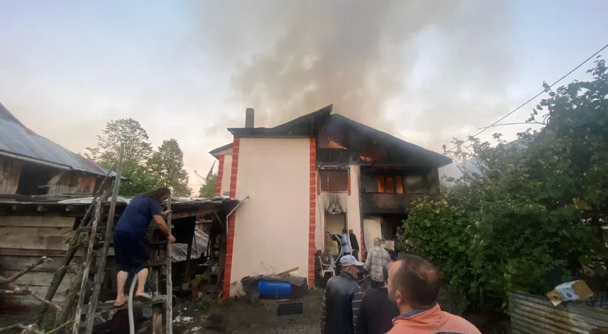 Yangında evli çift yaşamını yitirdi