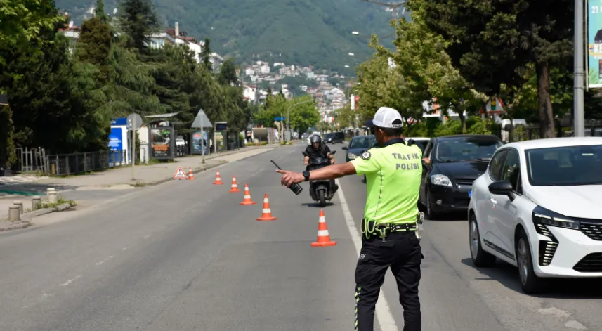 Ordu’da bir haftada 15 binden fazla araç ve sürücüsü denetlendi