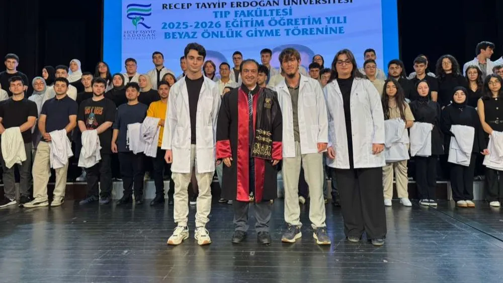 RTEÜ'de geleceğin hekimleri önlüklerini giydi