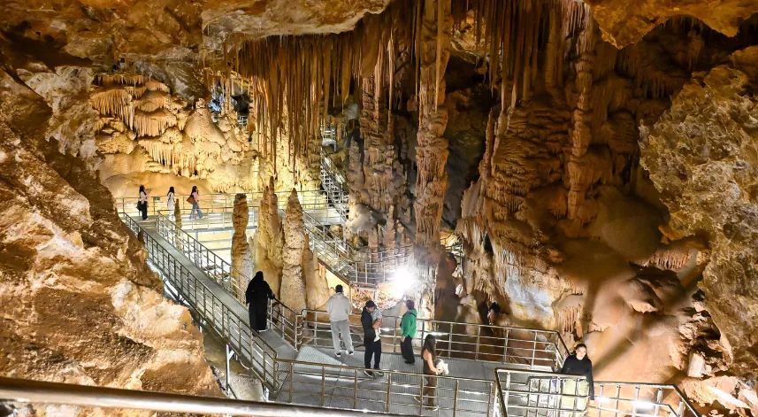 Gümüşhane'nin yer altı sarayı 110 bin ziyaretçi ağırladı