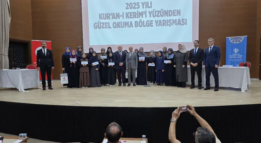 Kur’an-ı Kerim’i güzel okuma yarışmasında bölge birinci ve ikincisi Amasya’dan