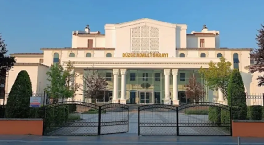 Düzce ve Kütahya'da 'usulsüz reçete' operasyonu; 1'i doktor, 12 gözaltı