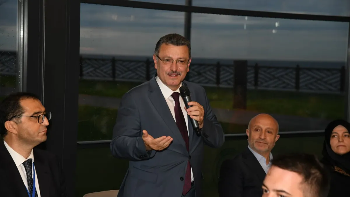 Başkan Genç: Tam bağımsızlık için ayakta durmalıyız