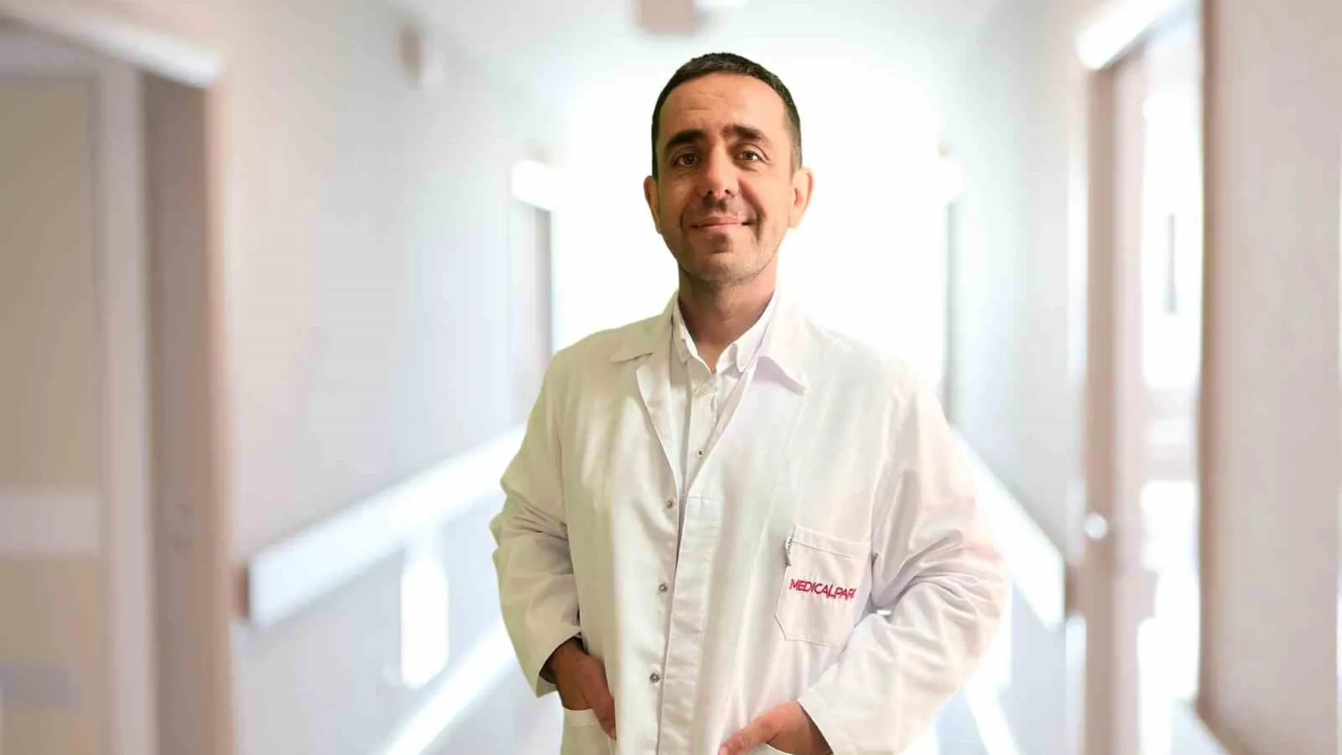 Opr. Dr. Hakan Peker: 