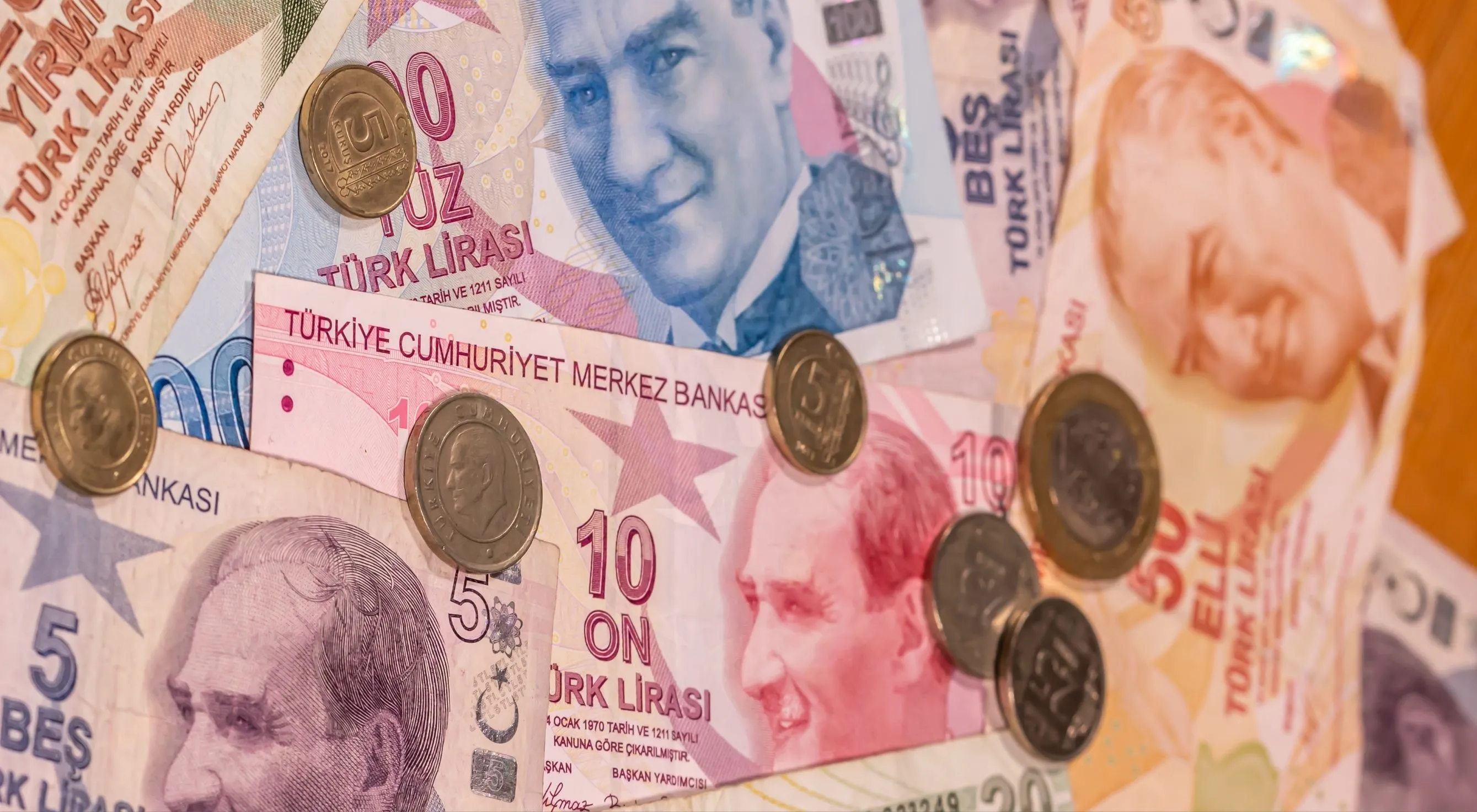 Ekim 2025’te emekli promosyonlarında rekor düzey: Bankalardan 32 bin TL’ye varan teklifler