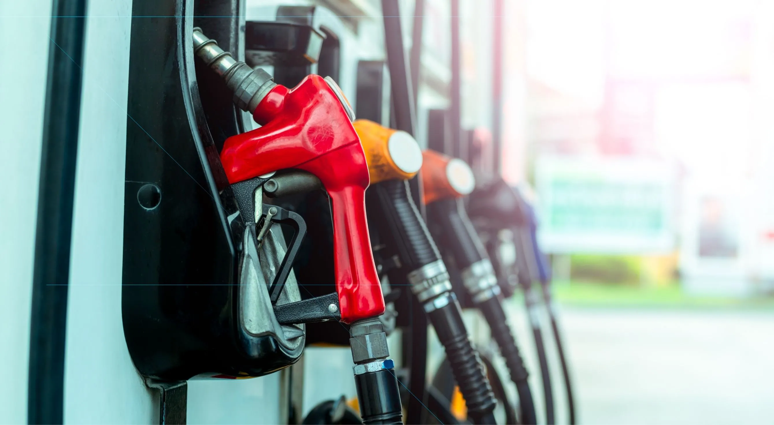 Tabelalar gece yarısı değişti: Mazota 3 TL’nin üzerinde zam!