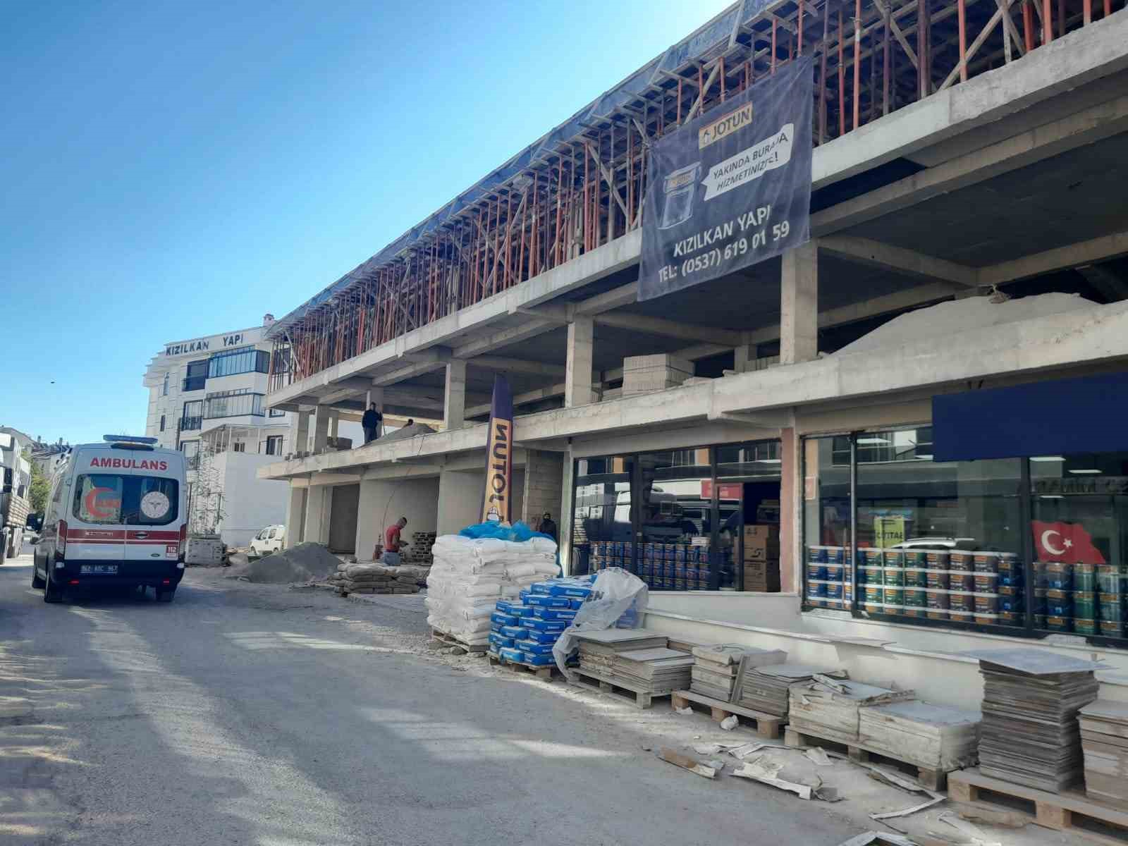 İnşaatta yüksekten düşen işçi yaralandı