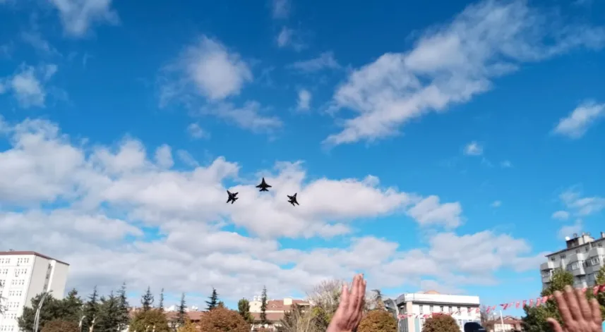 F-16'lar Çorum semalarında nefes kesti