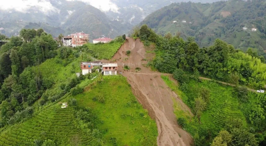 Magmatik kayaçlardan oluşan zeminler deprem etkisini sınırlıyor