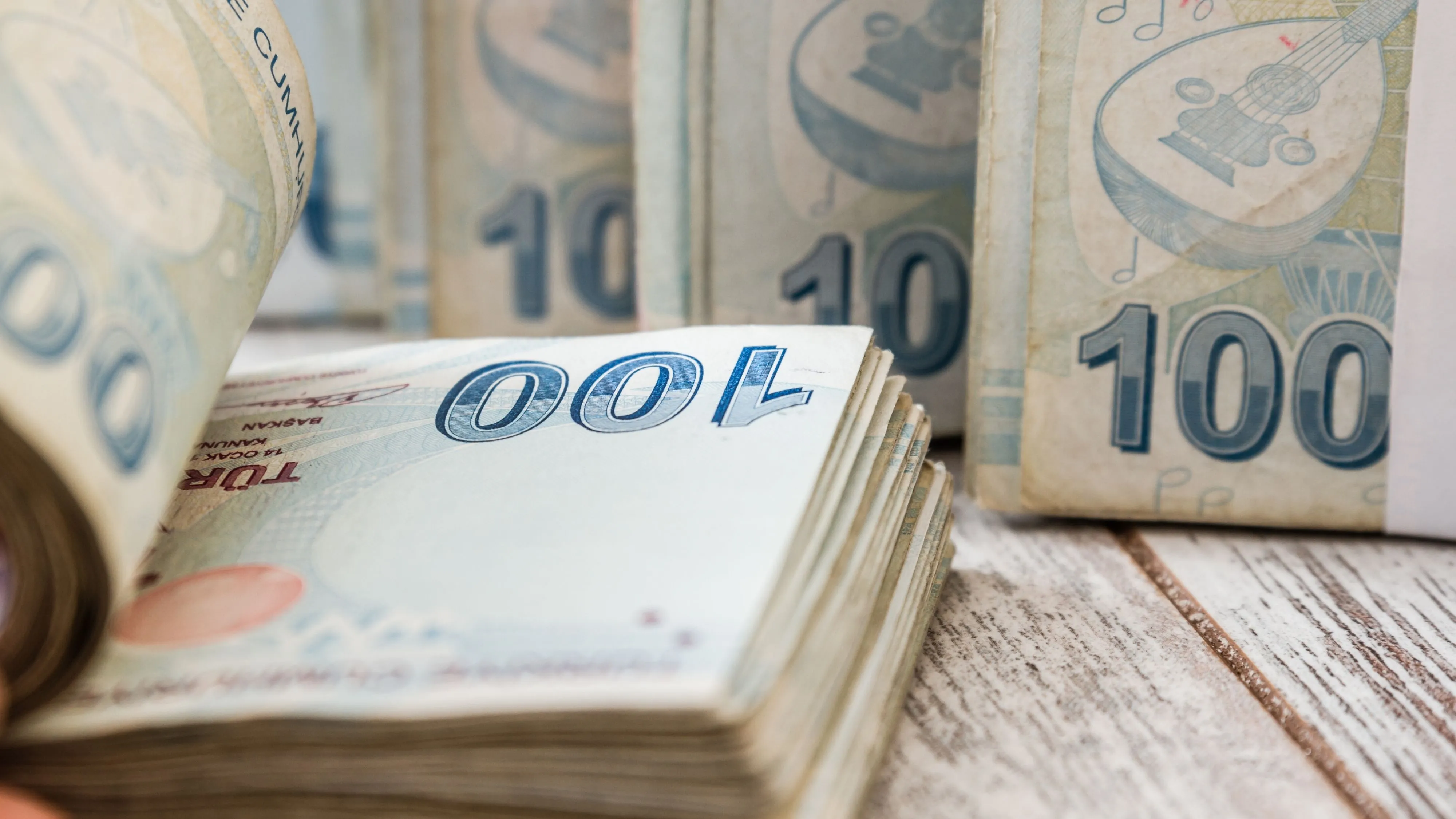 Kasım ayı emekli promosyonları güncellendi: Hangi banka ne kadar veriyor?