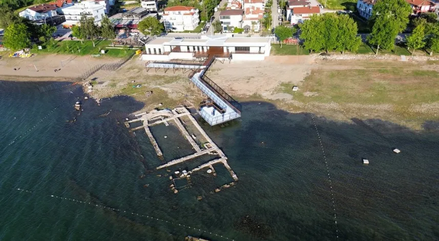 Bazilikada 2 bin yıllık beddua görenleri hayrete düşürdü