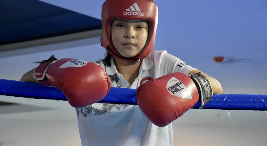 Boksa başladığı yıl Türkiye şampiyonu ve Avrupa ikincisi oldu