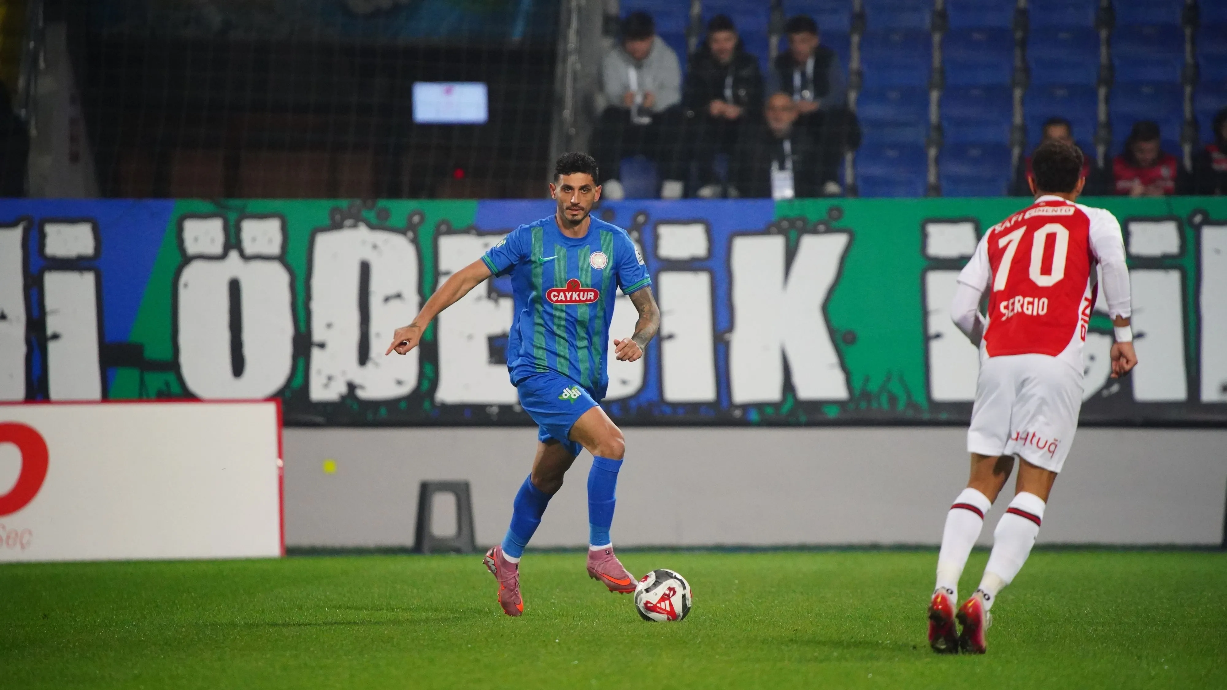 Trendyol Süper Lig: Çaykur Rizespor: 0 - Karagümrük: 0 (İlk yarı)