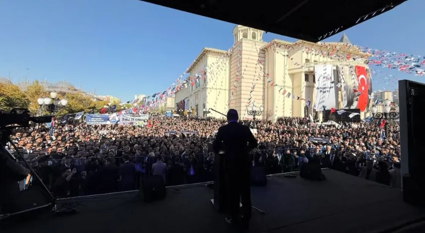 Anahtar Parti 1. Kuruluş Yıldönümünü Coşkuyla Kutladı