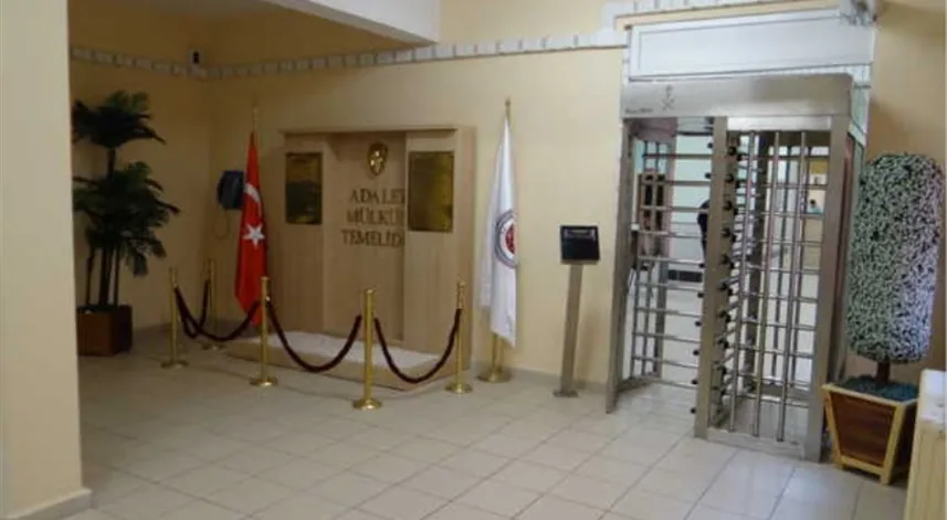 Cezaevinde babasının öldüresiye dövdüğü kızın durumu iyiye gidiyor