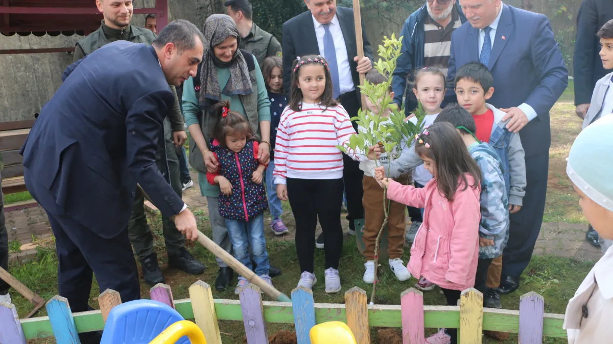 Of'ta Milli Ağaçlandırma Günü kapsamında fidan dikildi