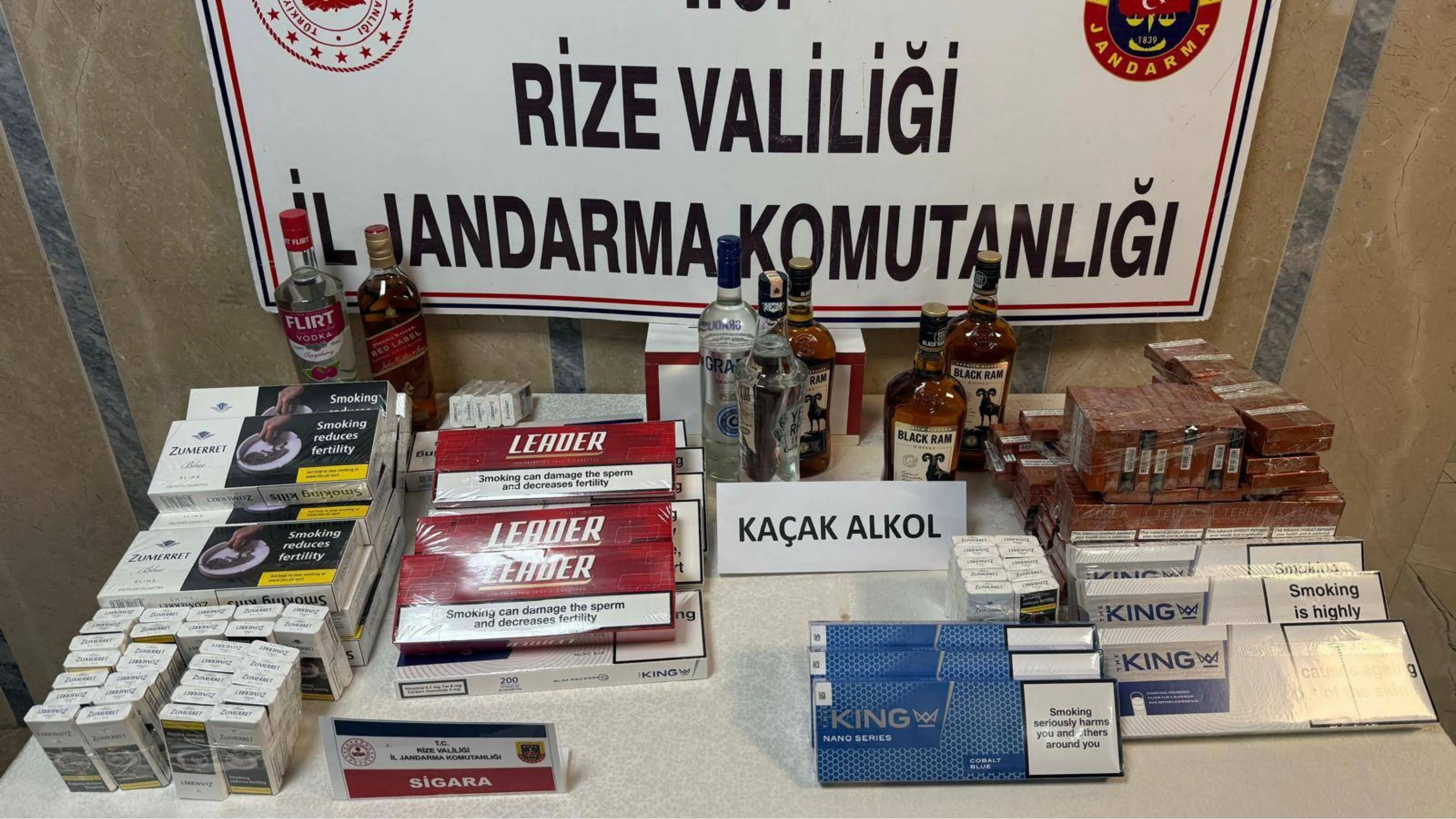 Rize'de kaçakçılıktan yakalanan Gürcistan uyruklu kişiler sınır dışı edildi