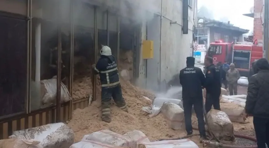 Ordu’da saman deposu yandı