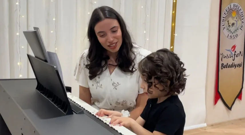 Yusufeli, ‘Çocuk Hakları’ ile şenlendi