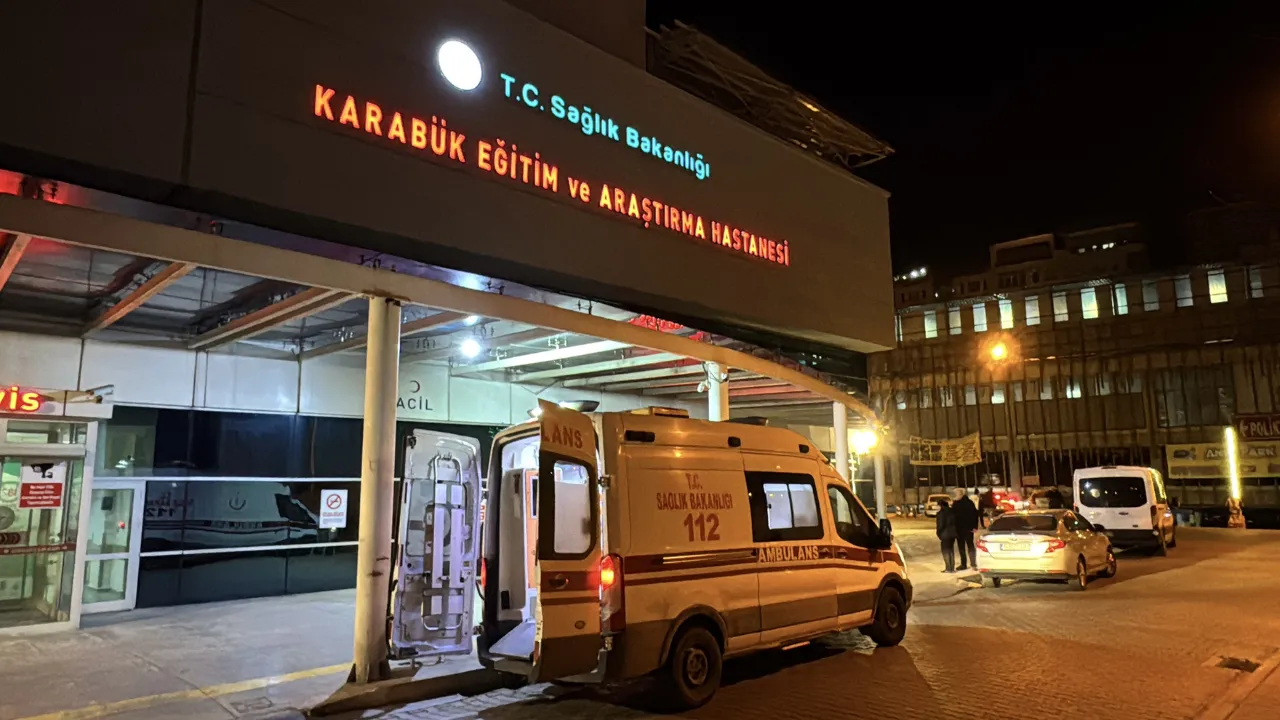 Köpeği tabancayla korkutmak isteyen muhtar kazara başka bir muhtarı yaraladı