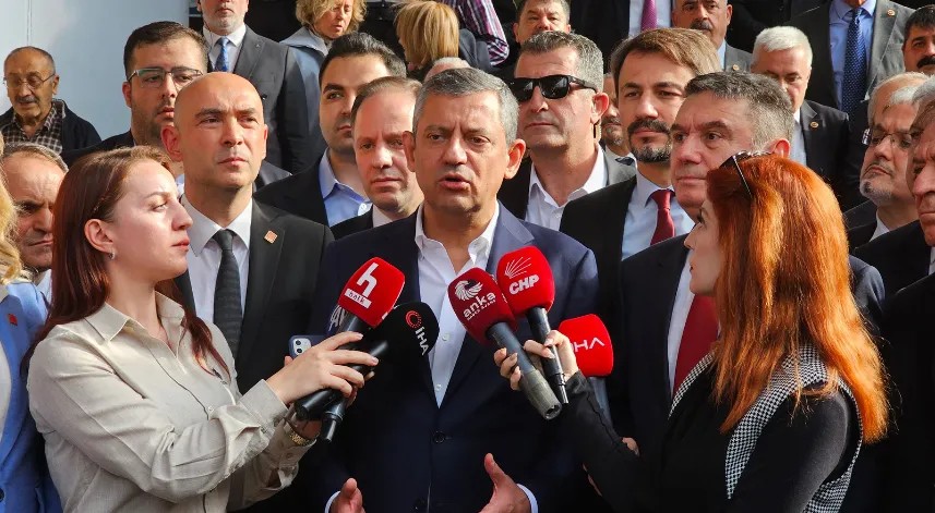 Özgür Özel: Mansur Yavaş'ı da tartıştırmak üzerine yaptıkları bir hamledir