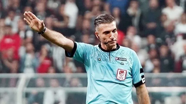 Çaykur Rizespor - Fenerbahçe maçının VAR’ı Özgür Yankaya oldu