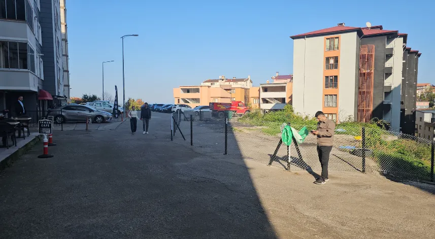 Kamulaştırma bedeli ödenmeyince arsa sahipleri yolu trafiğe kapattı