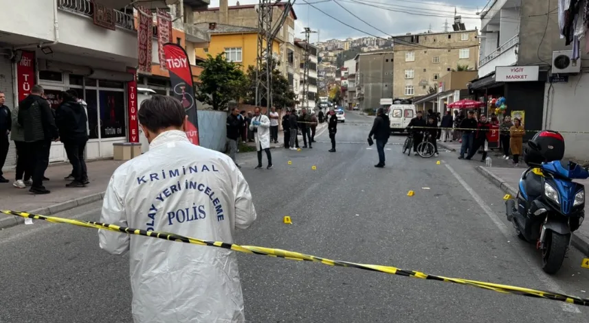 Husumetlilerine 3 motosikletle gelip ateş açtılar; 2 yaralı, 7 gözaltı