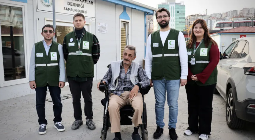 Alkol nedeniyle bacağını kaybettikten sonra hayatında yeni sayfa açtı