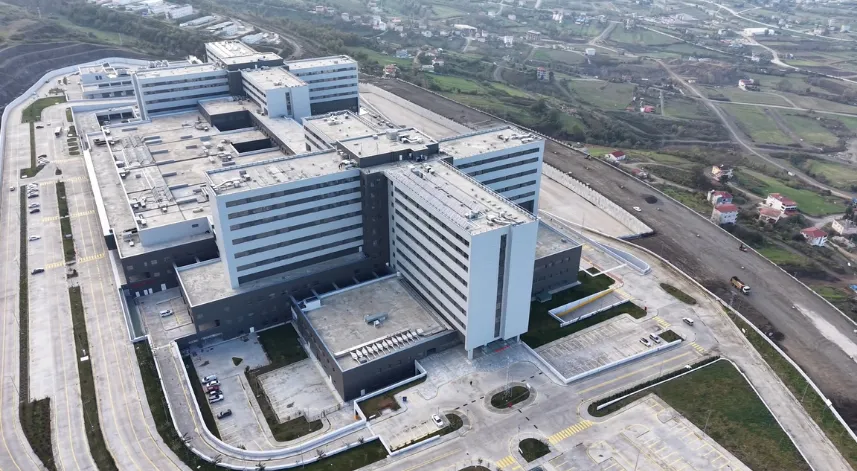 İl Sağlık Müdürü Uras: Şehir hastanemiz Karadeniz için tam bir sağlık üssü