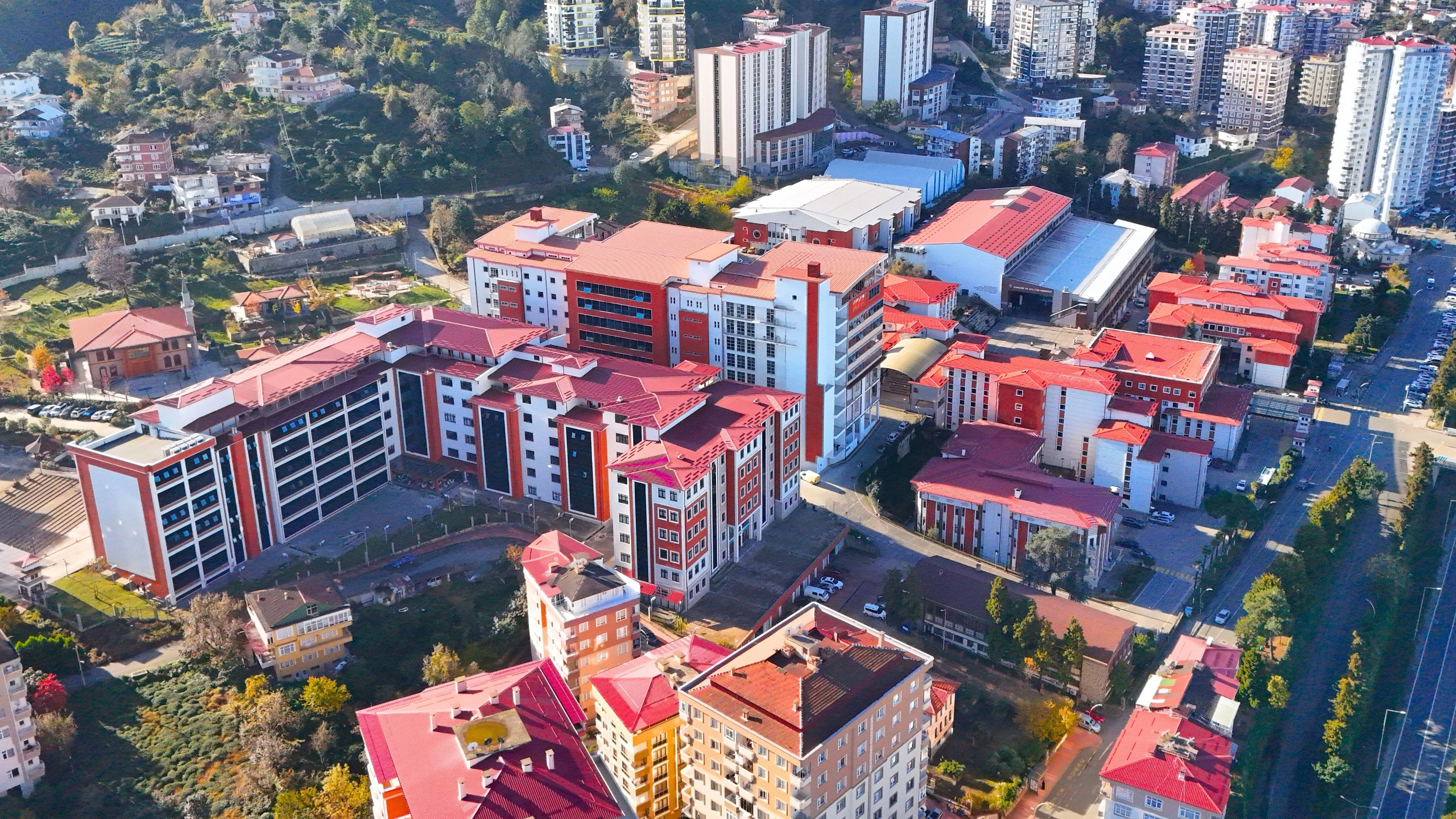 RTEÜ 'Araştırma Üniversitesi' adayları arasına girdi