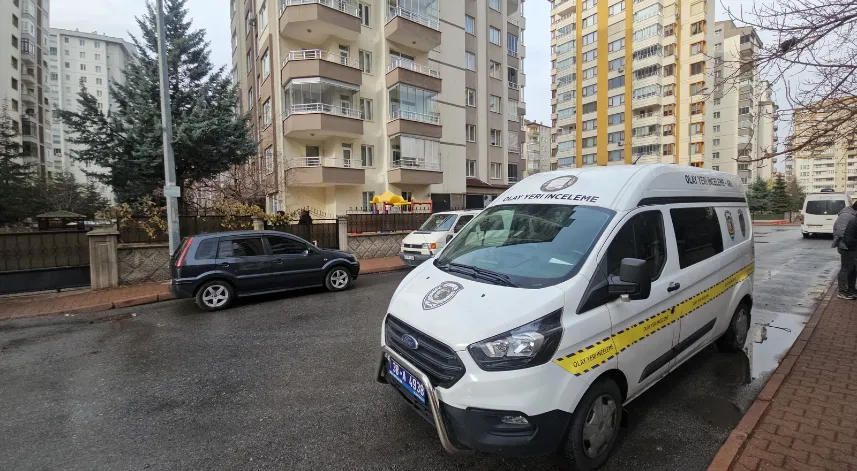 Kendi karısını öldürmeye geldi, görevlinin karısını öldürdü