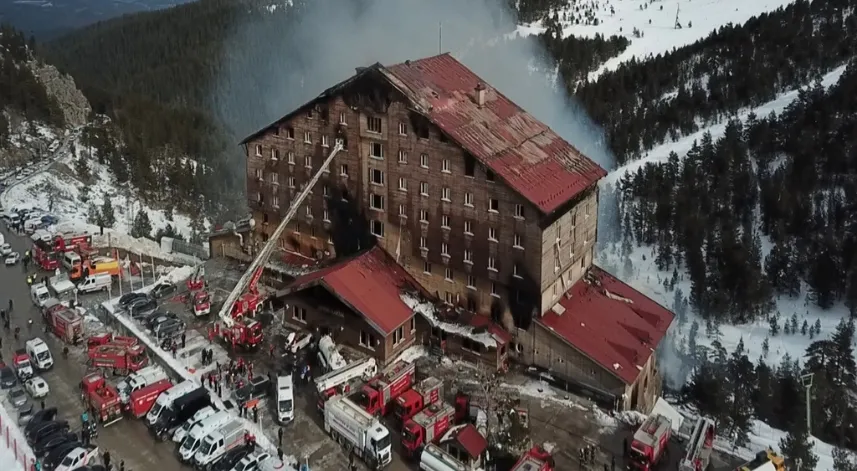 Grand Kartal Otel yangınında 9 bakanlık personeline yurt dışı çıkış yasağı