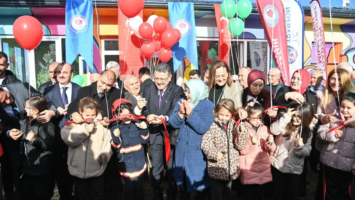 Çocuklara hayal merkezi; atıl okul 'düşler köyü' oldu