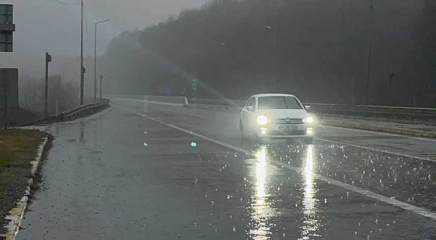 Bolu Dağı’nda sağanak yağmur etkili oldu