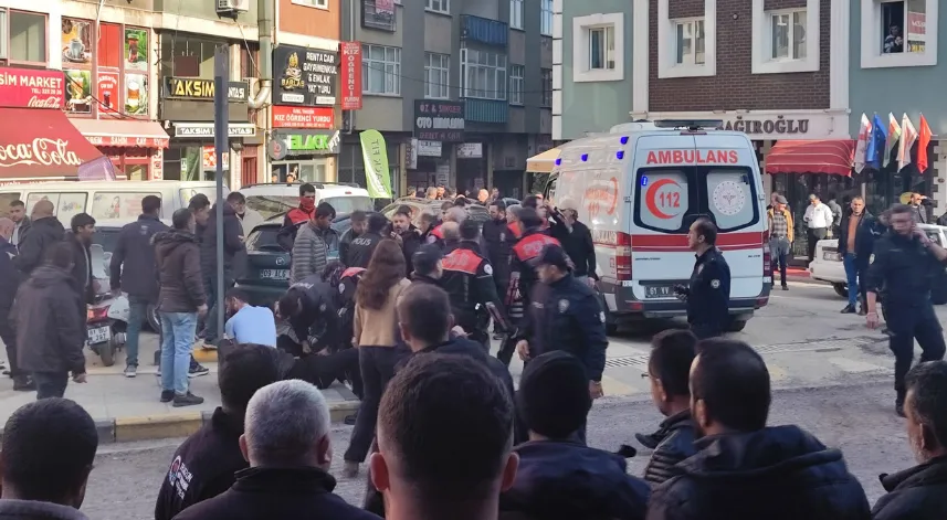 Trabzon'da bıçaklı kavga; 1'i ağır 8 yaralı