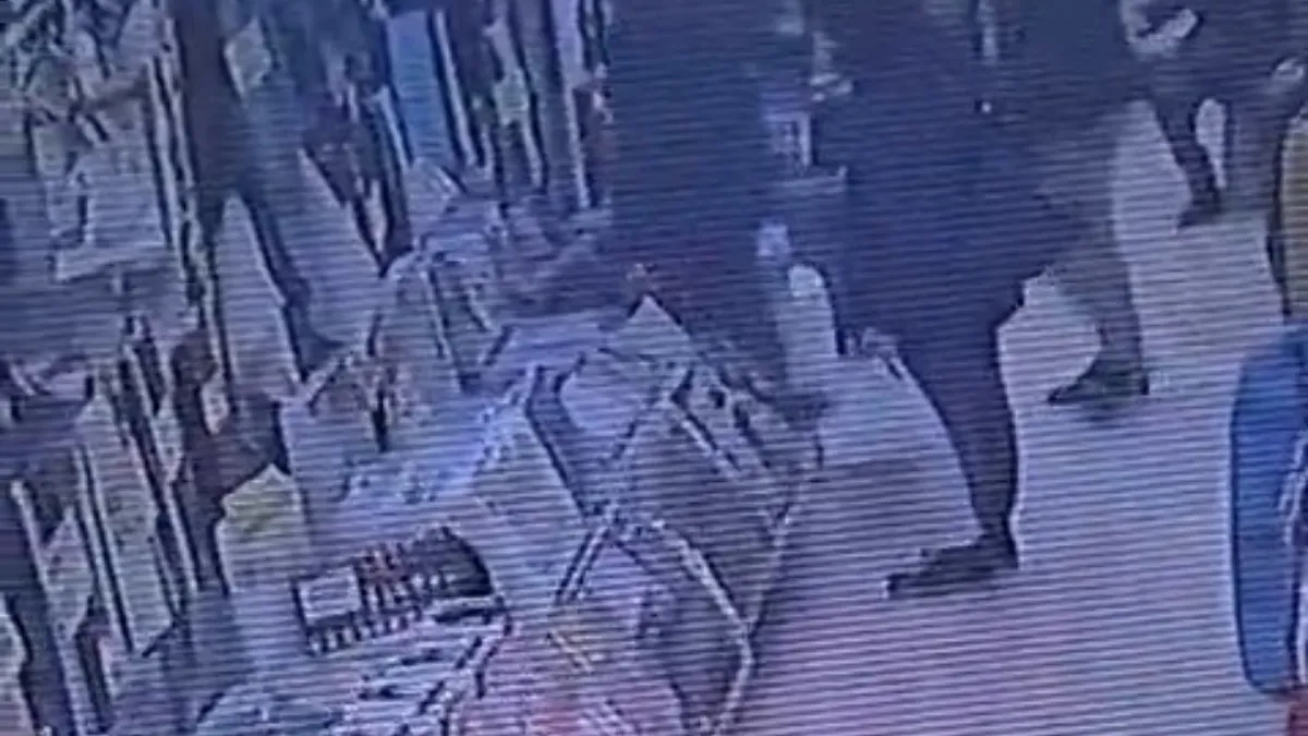 Kendisini cezaevine götürmek için gelen polisleri görünce bayıldı