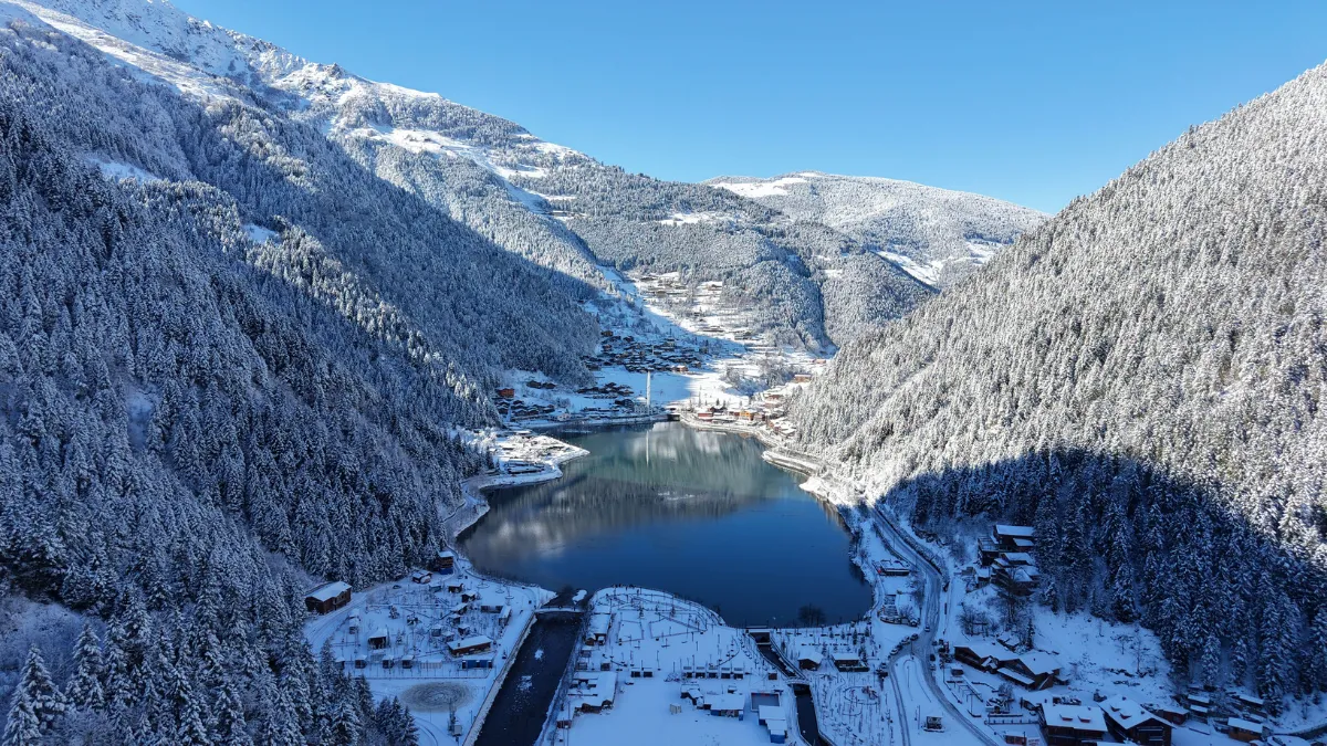 Uzungöl’de ‘beyaz bereket'; rezervasyonlarda artış