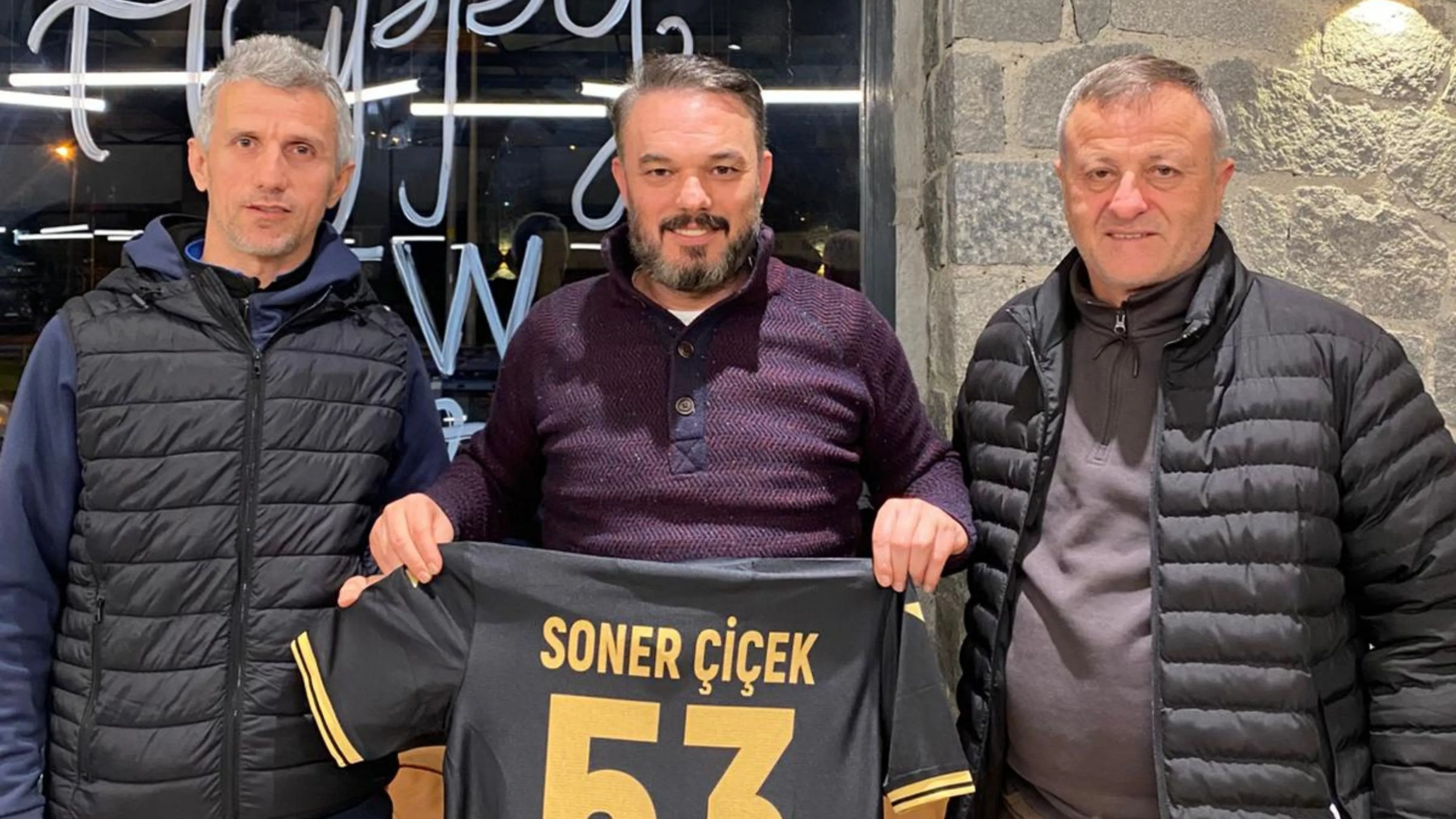 Soner Çiçek'ten Pazar Gençaslanlar'a destek ziyareti