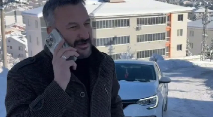 Başkan yolda kaldı, kendini eleştirdi