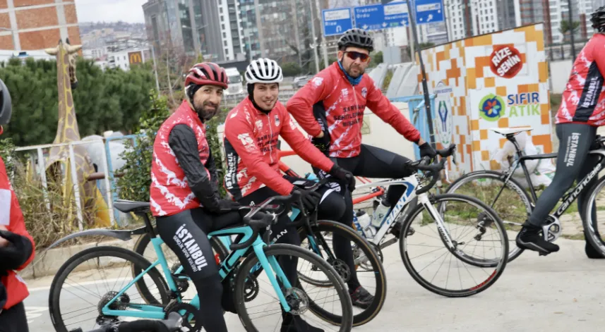 Sarıkamış şehitlerini anmak için İstanbul'dan yola çıkan bisikletliler Rize'ye ulaştı