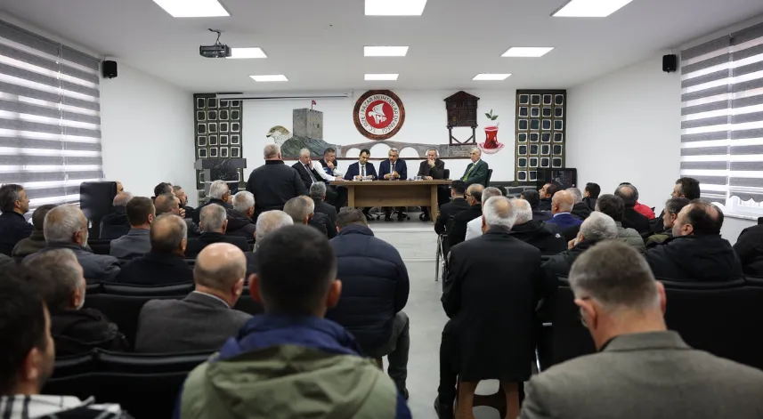 Vali Baydaş, Pazar'da muhtarlarla buluştu