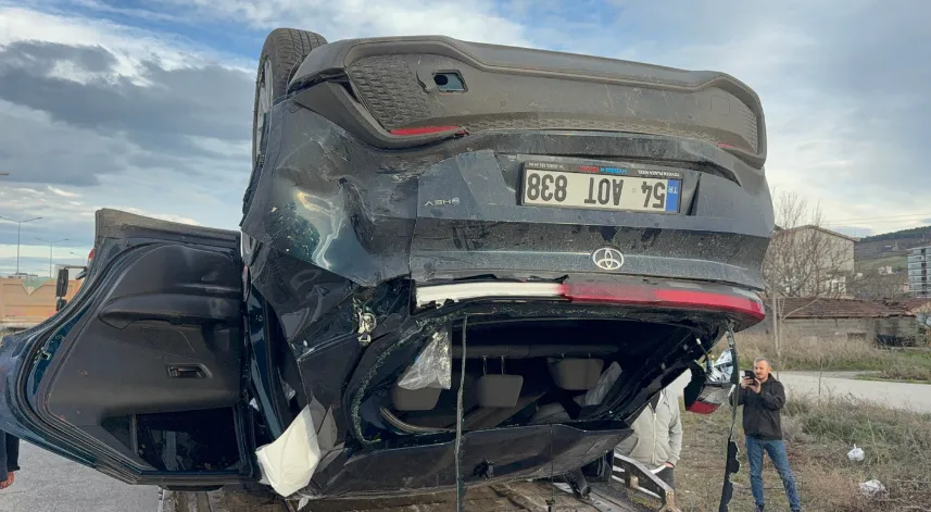 Cenaze dönüşü feci kaza: 4 yaralı