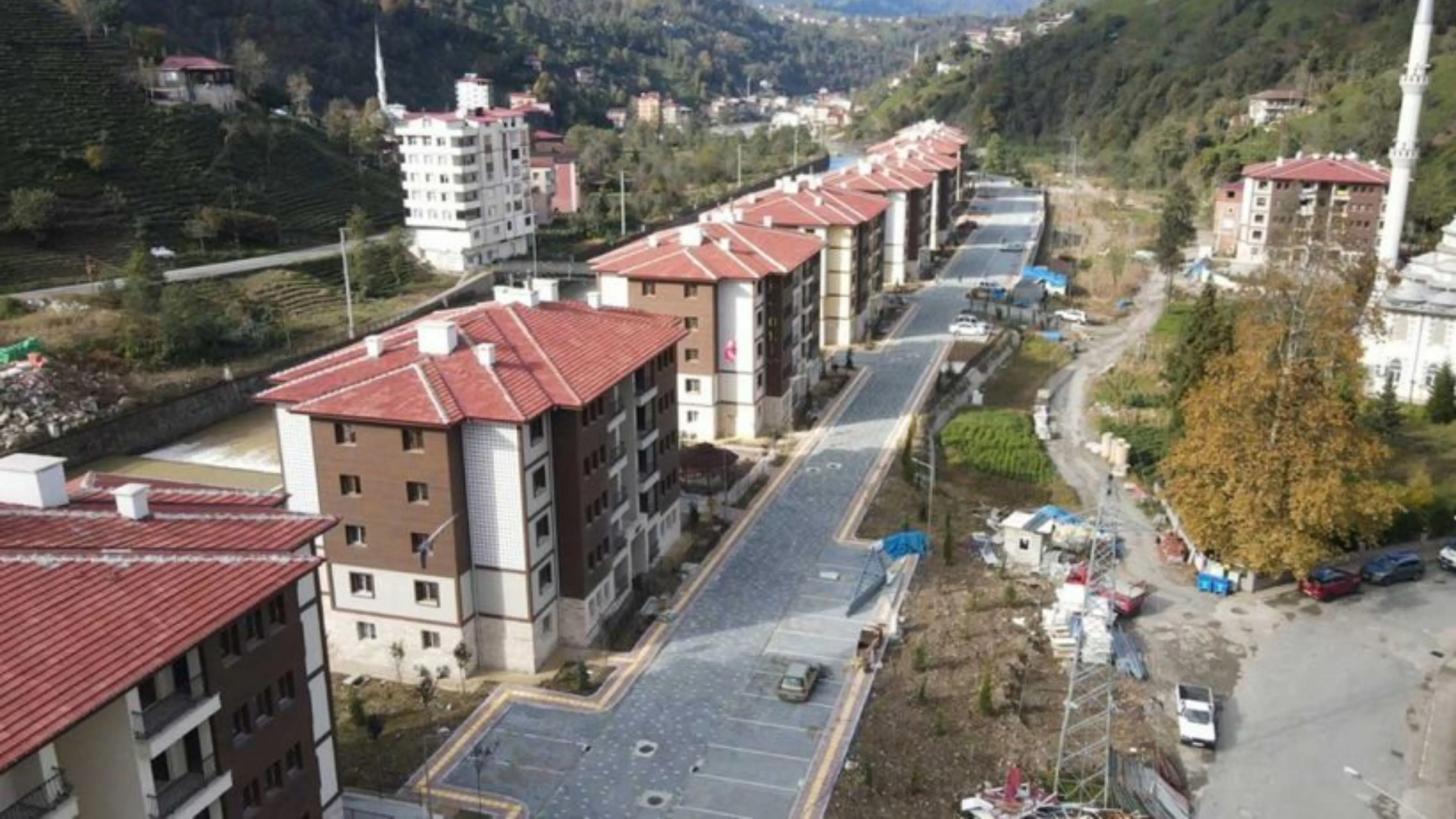 TOKİ Rize kurasında saat değişti: Bakan Memişoğlu ve Hayati Yazıcı katılacak