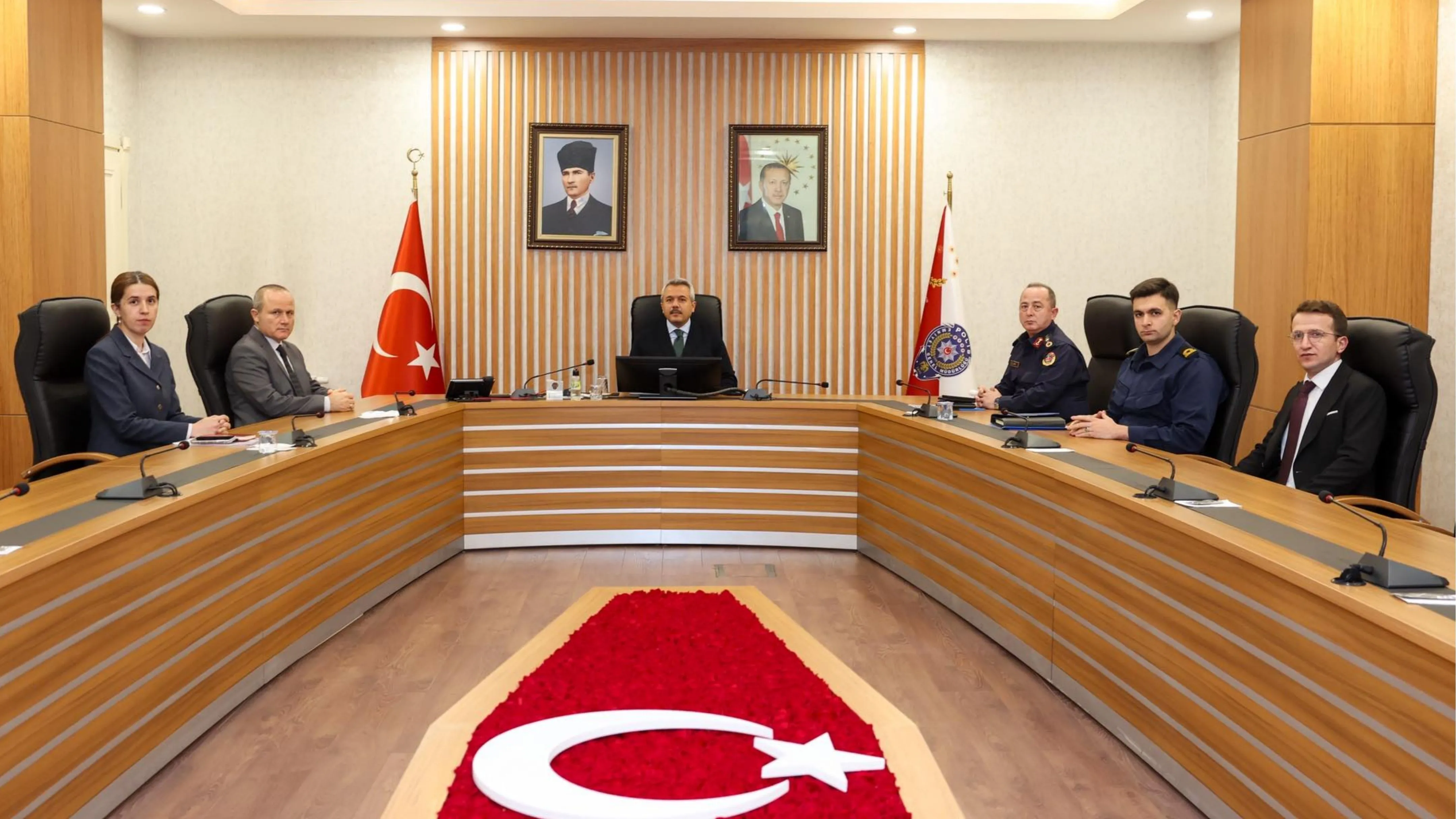 Rize’de asayiş ve güvenlik toplantısı yapıldı